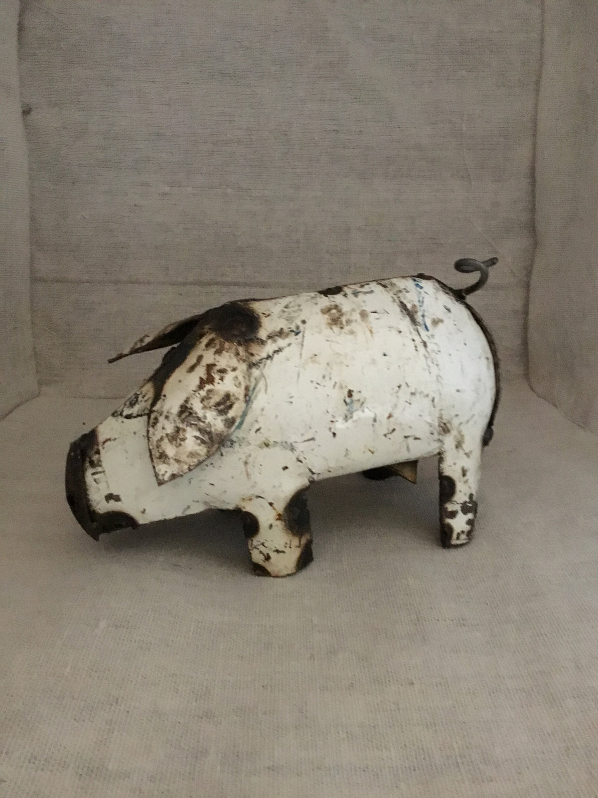 Petit Cochon en metal recyclé